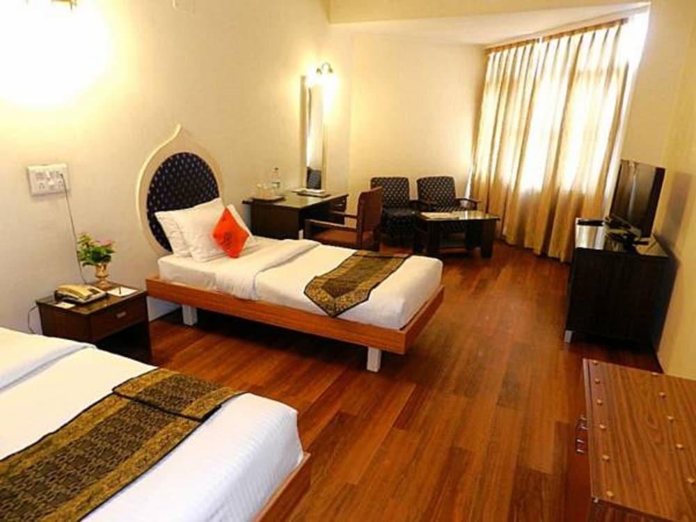 Amarpreet, Chhatrapati Sambhajinagar - Am Hotel Kollection Aurangabad  Ngoại thất bức ảnh