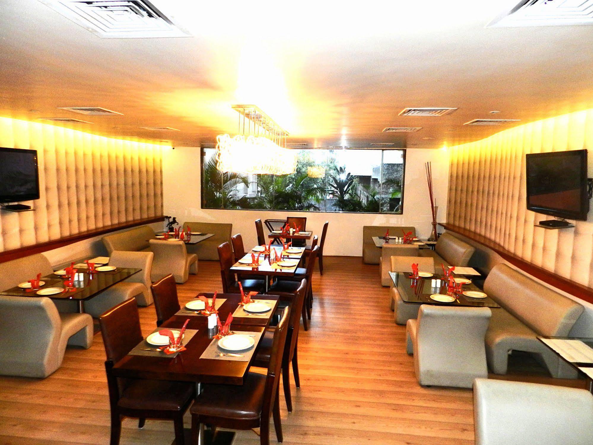 Amarpreet, Chhatrapati Sambhajinagar - Am Hotel Kollection Aurangabad  Nhà hàng bức ảnh